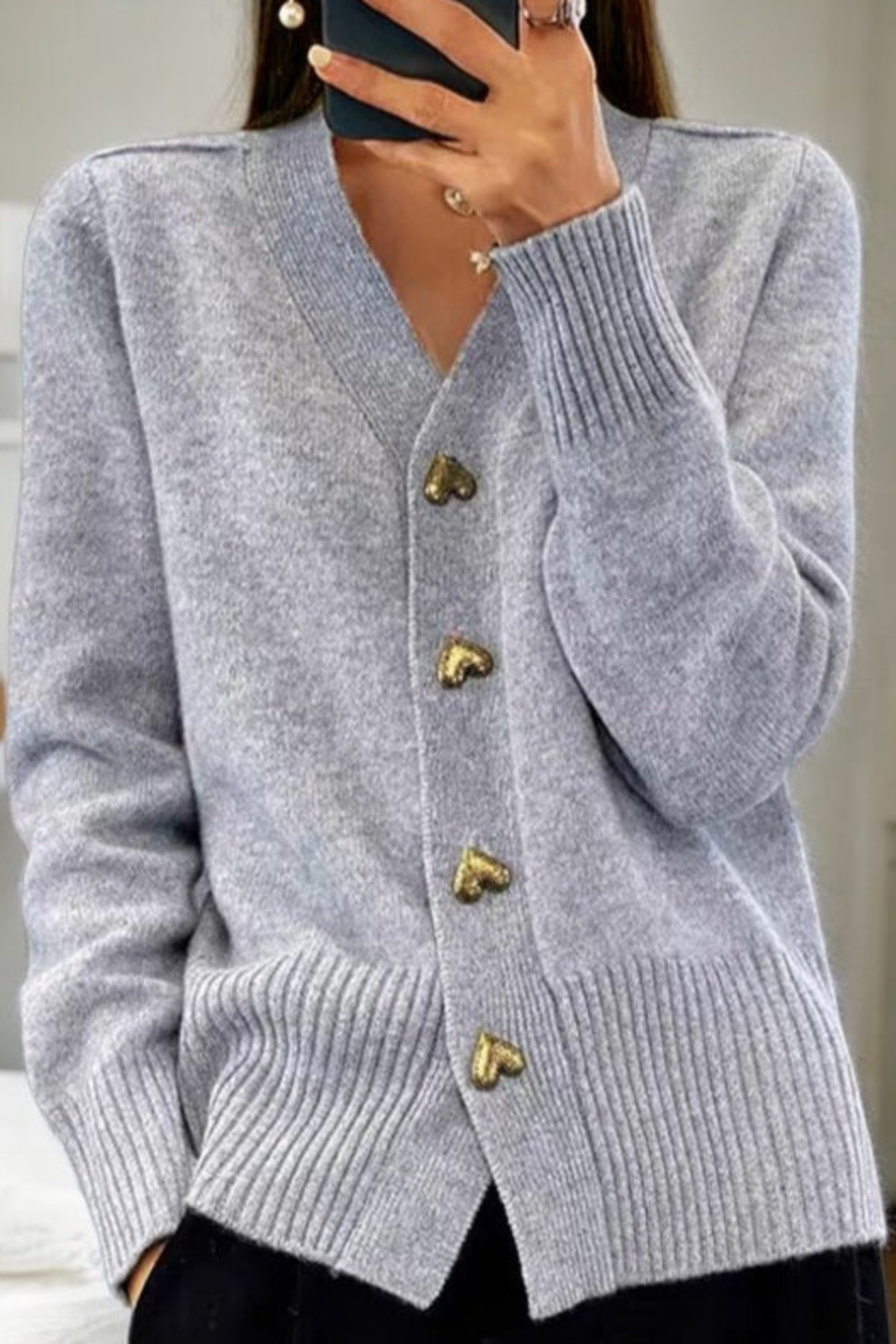 Women's Heart Button Cardigan V-Neck Long Sleeve Ribbed Knit Sweater