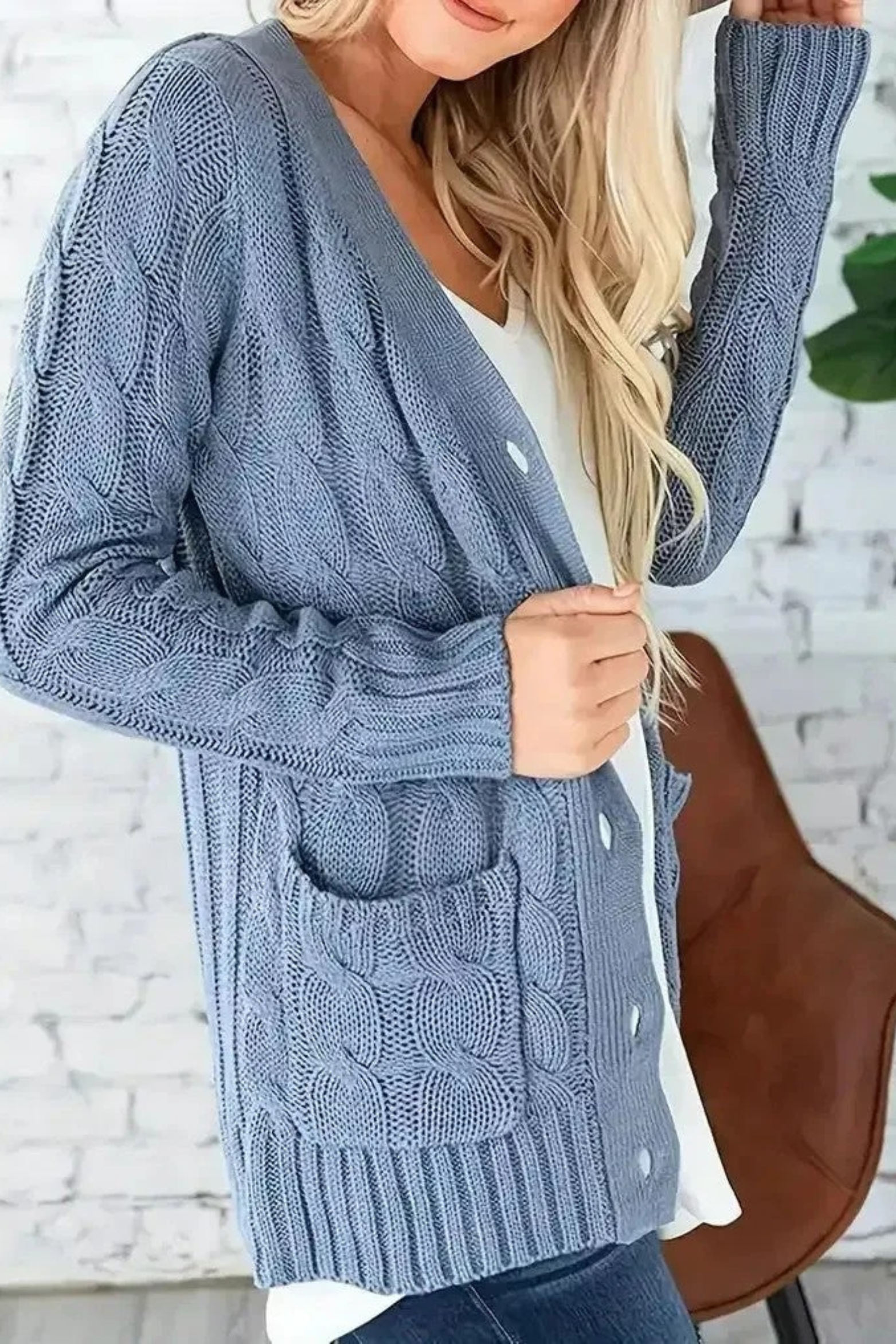 Women's Cable Knit Cardigan Sweater Button Front Long Sleeve V-Neck Pockets