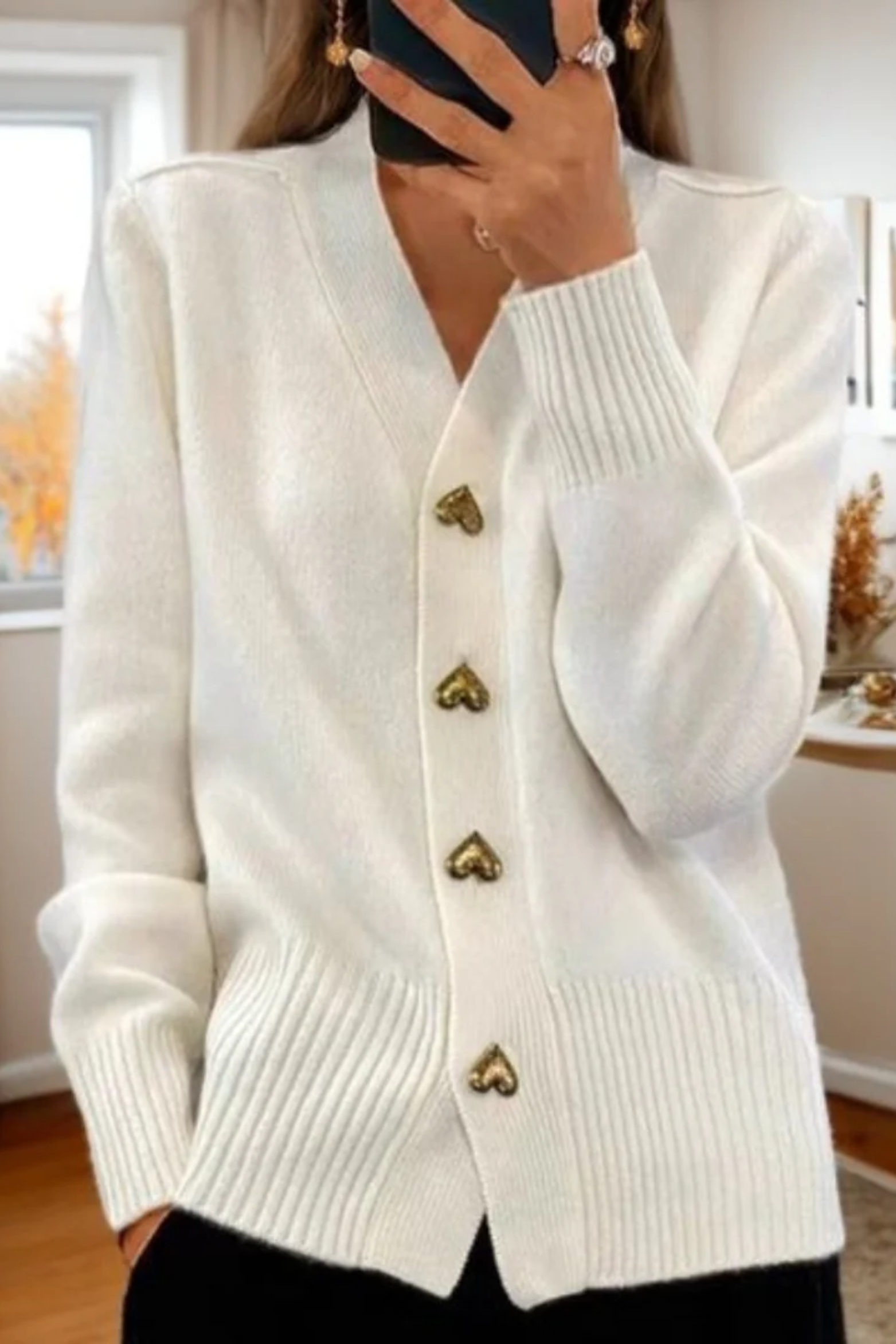 Women's Heart Button Cardigan V-Neck Long Sleeve Ribbed Knit Sweater