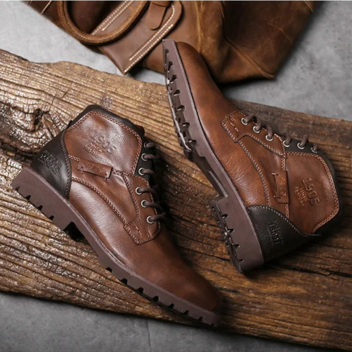 The Oakshade Men’s Military Combat Leather Boots