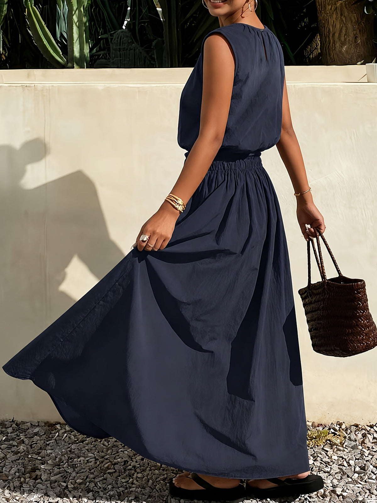 Women's Sleeveless Top and High-Waist Maxi Skirt 2pcs Set Round Neck Casual Outfit