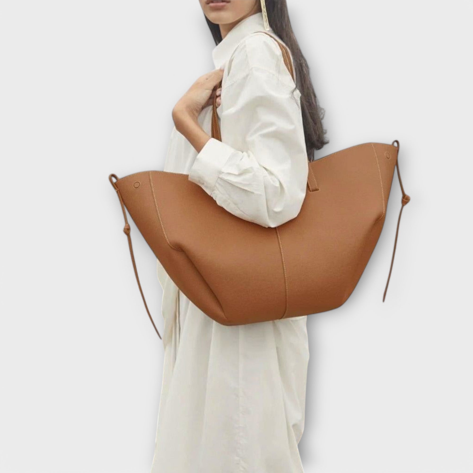 Olivia Aura: Chic Dress for Every Occasion