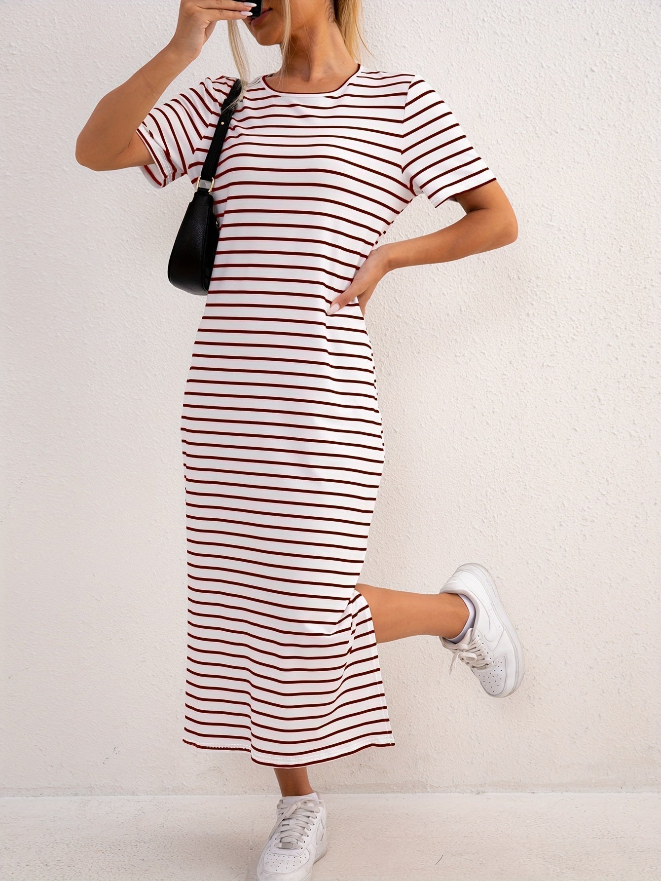 Women's Striped Midi Dress Short Sleeve Crew Neck Side Split Casual Everyday