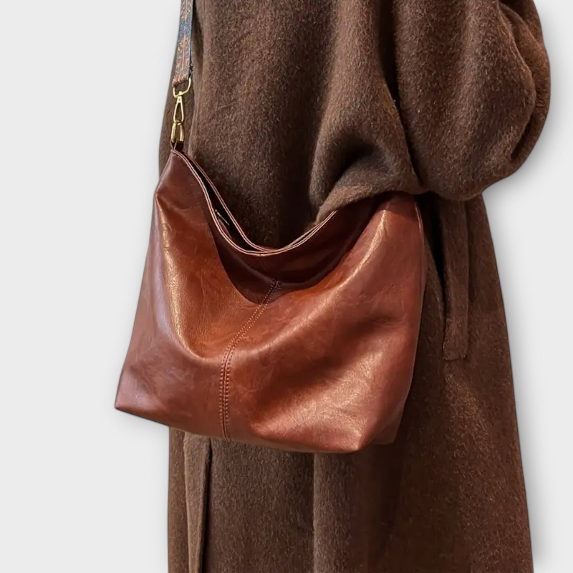 LA™ Retro Canvas Handbag for Everyday Wear