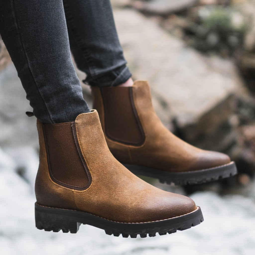 Women's Chelsea Boots Lug Sole – Slip-On Ankle Boots Winter Casual