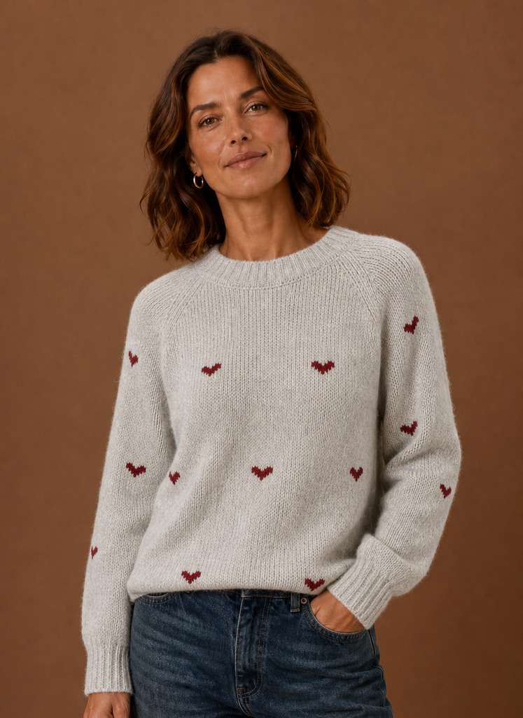 Women's Crew Neck Sweater Heart Print Long Sleeve Knit Pullover