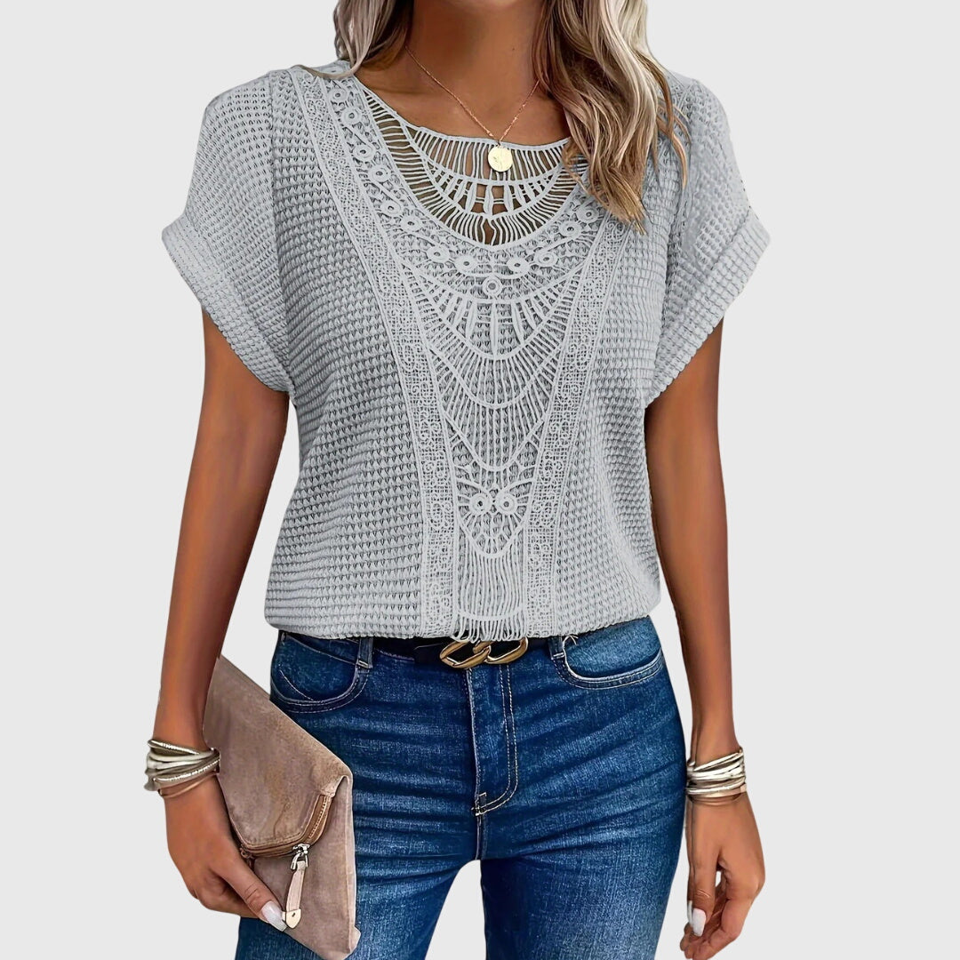 Chic Ibiza-Inspired Pearl Blouse for Every Occasion