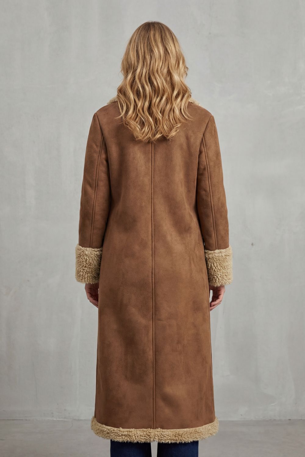 Women's Shearling-Lined Long Winter Coat Notch Lapel Button-Front