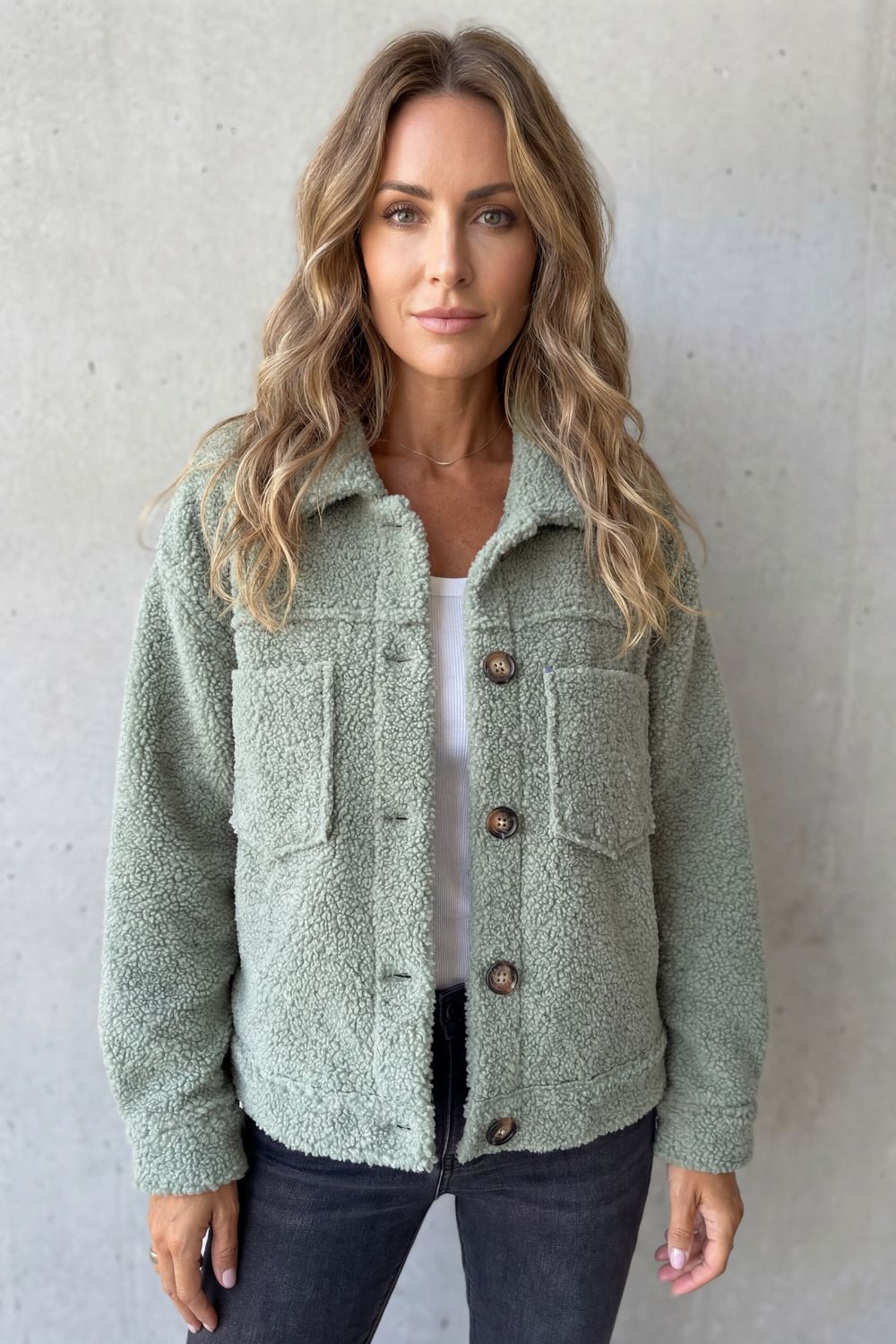 Women's Sherpa Fleece Jacket Button-Up Collared Long Sleeve Casual