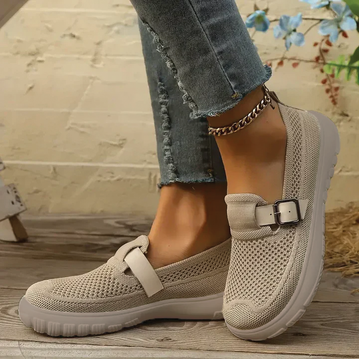 Gina - Stylish Canvas Slip-On Sneakers for Everyday Wear