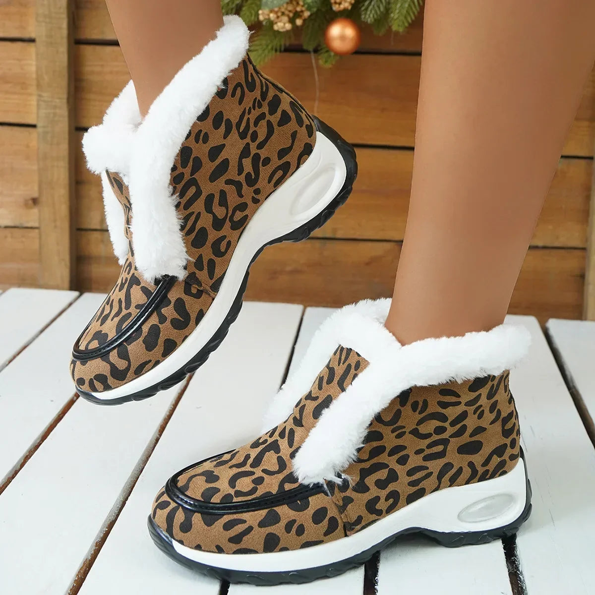 Vegan | Women's Faux Fur Trim Winter Boot