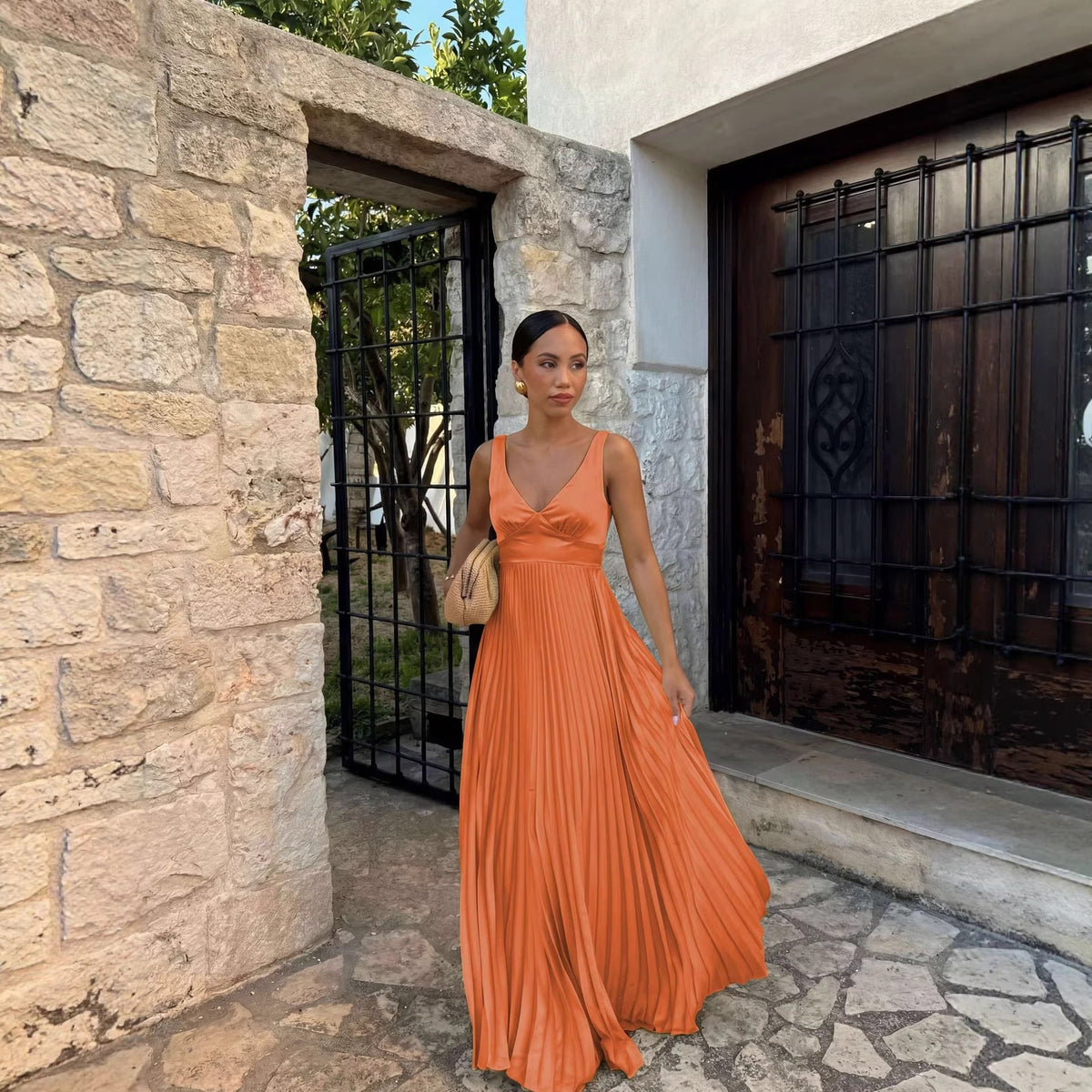 Women's Wedding Guest Maxi Dress V-Neck Pleated Sleeveless A-Line Formal