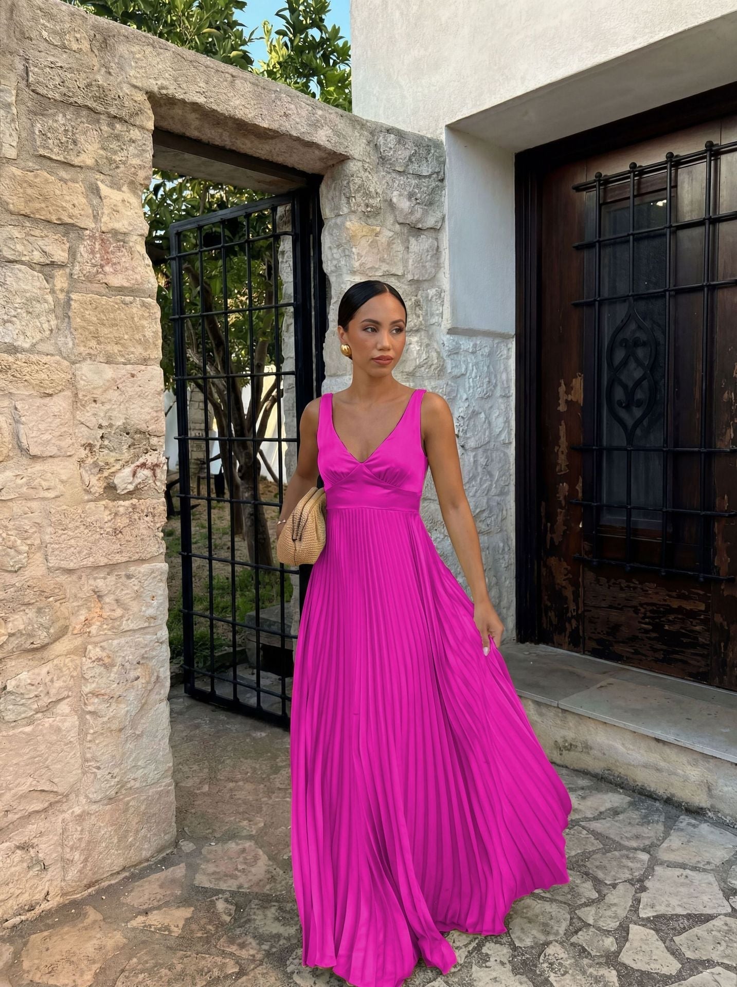 Women's Wedding Guest Maxi Dress V-Neck Pleated Sleeveless A-Line Formal