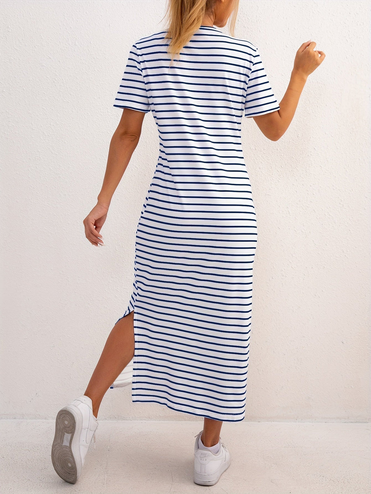 Women's Striped Midi Dress Short Sleeve Crew Neck Side Split Casual Everyday