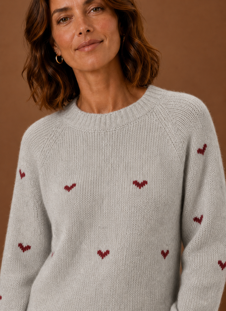Women's Crew Neck Sweater Heart Print Long Sleeve Knit Pullover