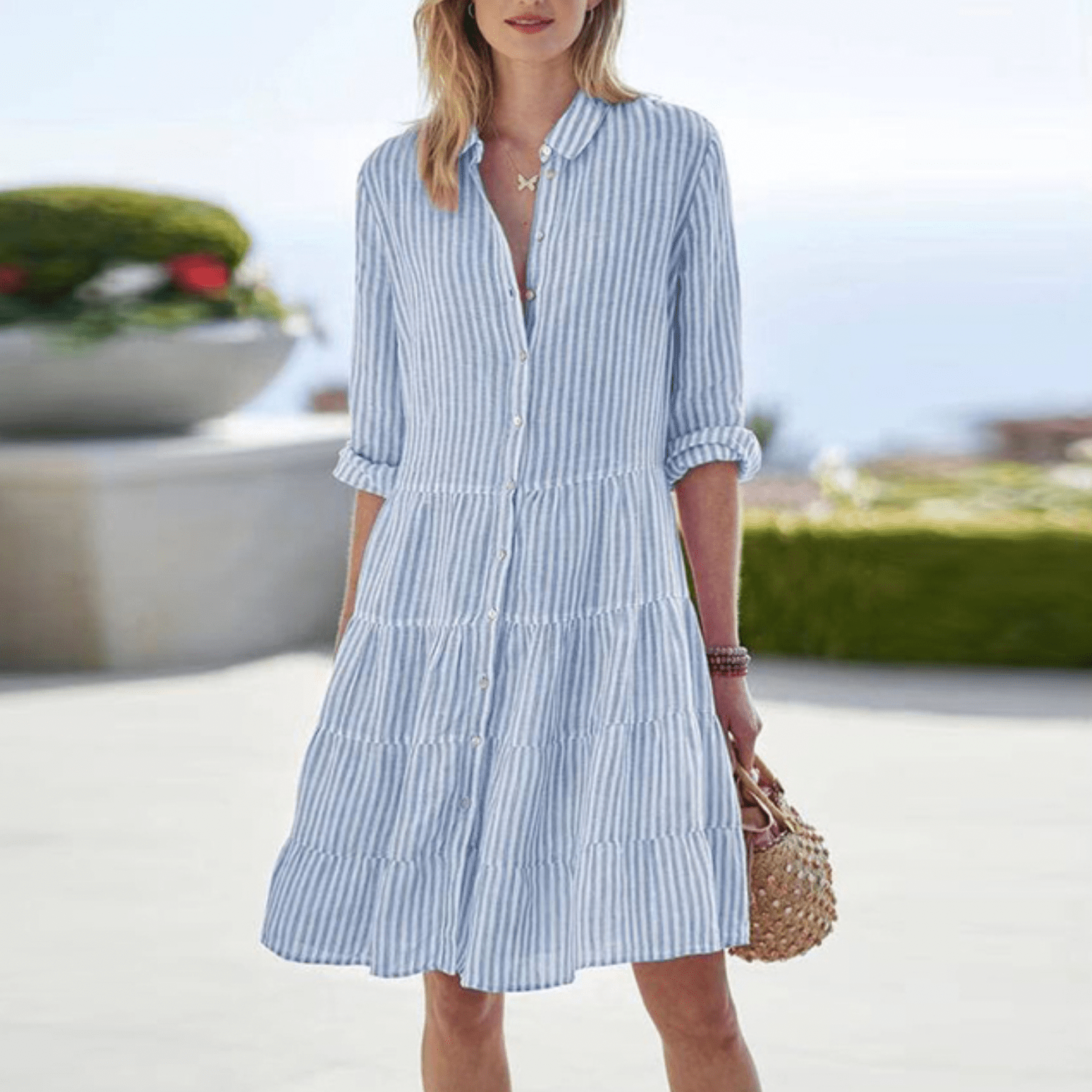 Chic Striped Dress for Summer Outings